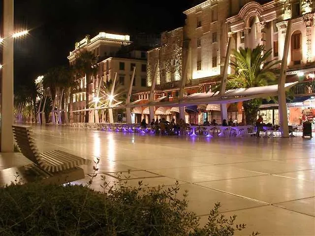 Apartment Vicenco Top Location Split