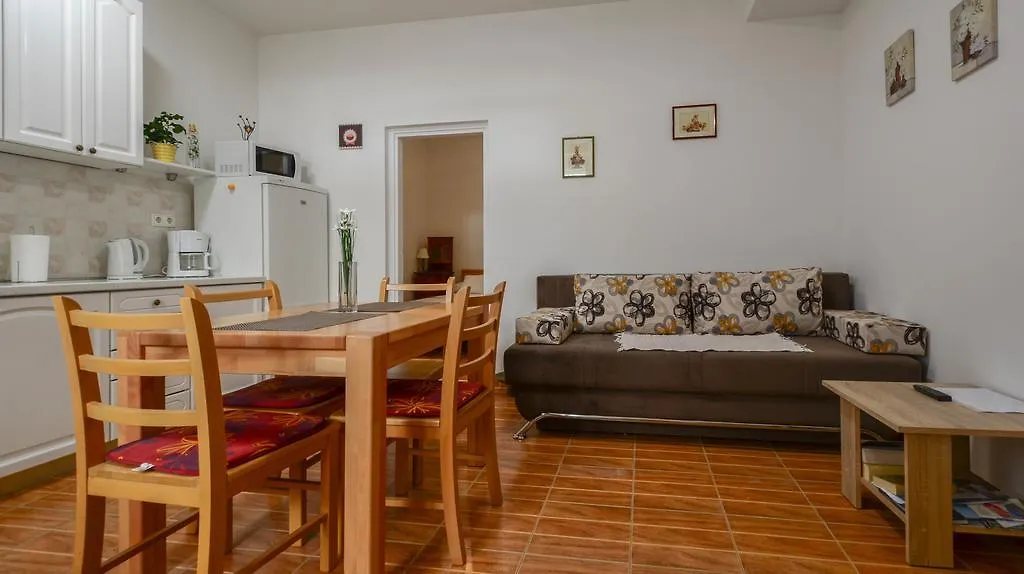 Apartment Vicenco Top Location Split
