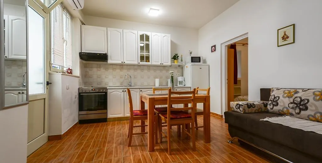 Apartment Vicenco Top Location Split